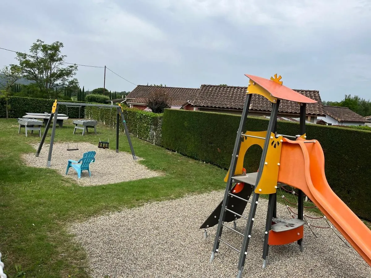 Chalet Ruoms 4-6 Personnes Hotel France